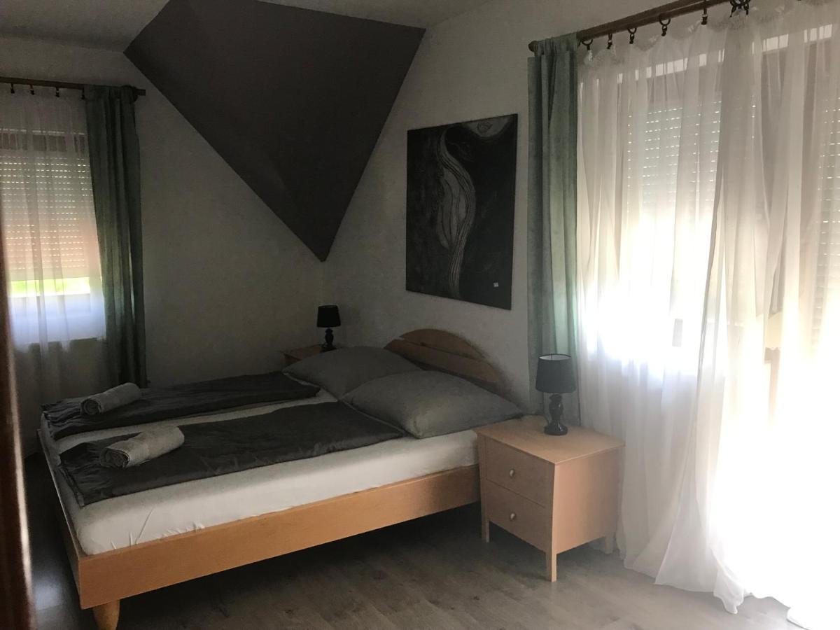 Marta Apartman Balatonalmádi Exterior photo